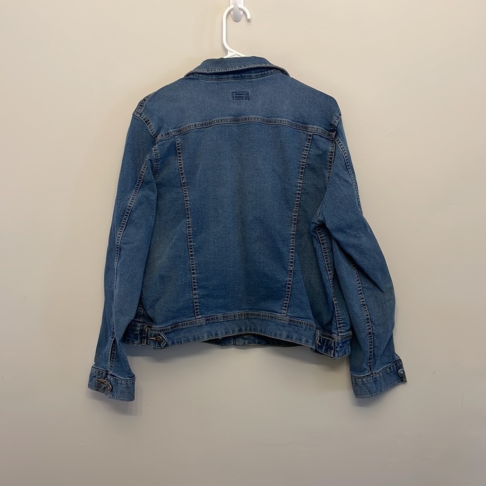 Jean Jacket - Picture 2 of 3